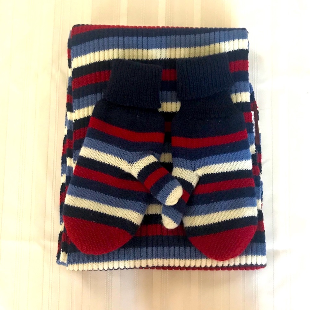 Kid’s scarf set